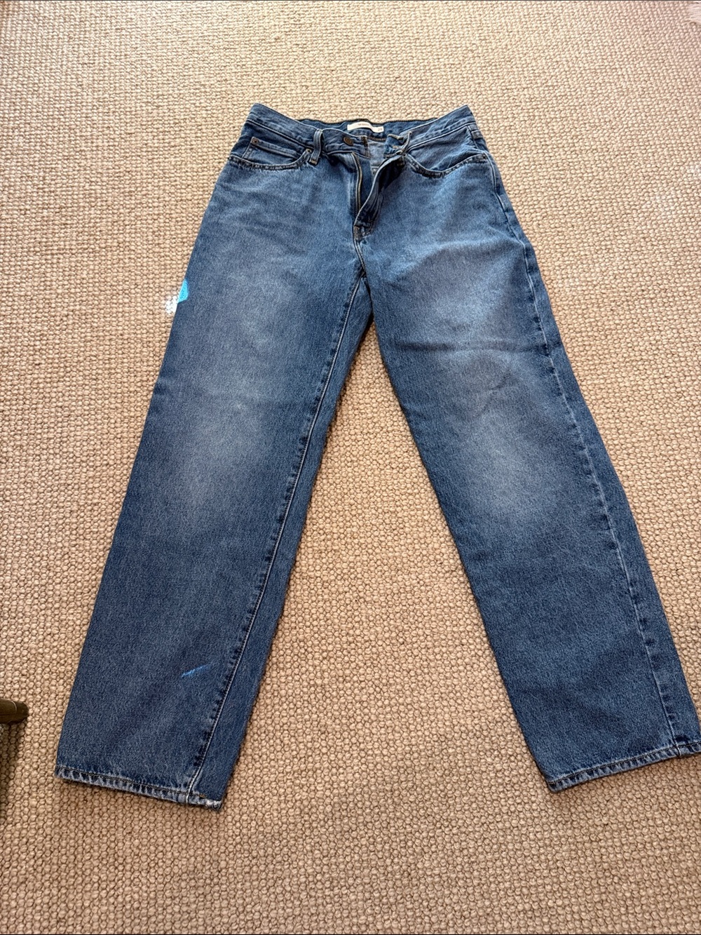 Levi's Straight Leg Jeans - Medium Blue Wash